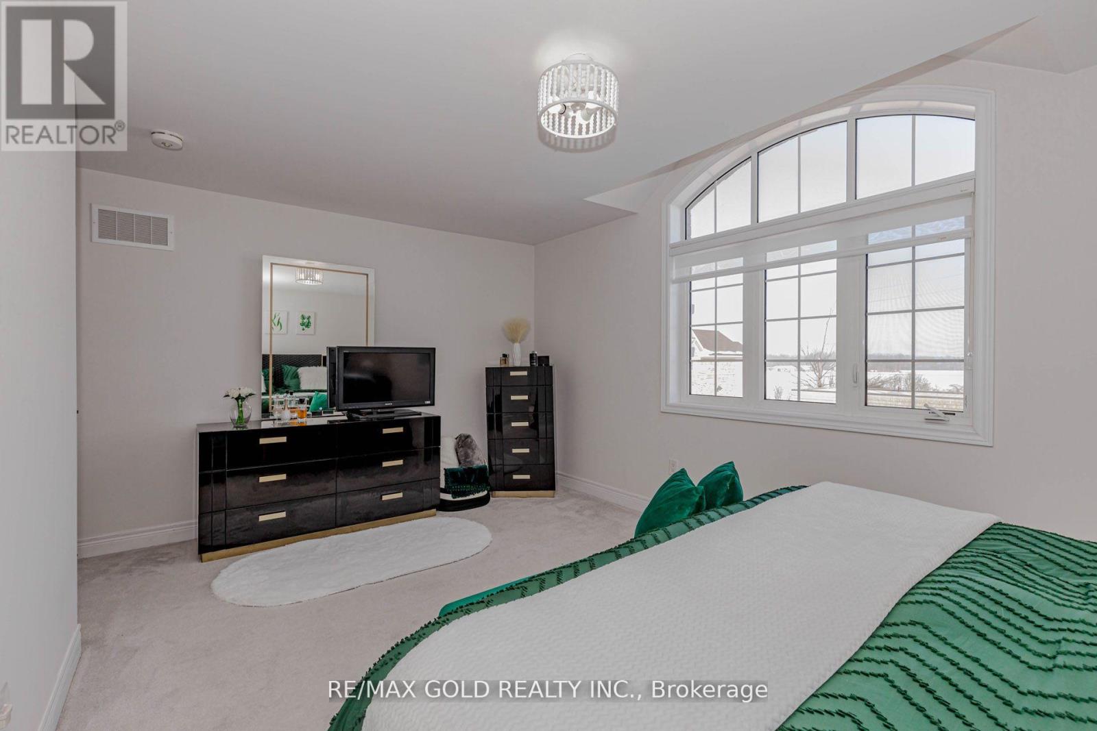 18 Branigan Crescent, Halton Hills, Ontario  L7G 0N2 - Photo 32 - W12895312