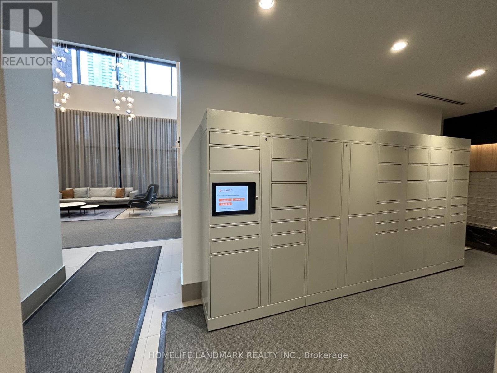 2702 - 4130 Parkside Village Drive, Mississauga, Ontario  L5B 3M8 - Photo 7 - W12885920