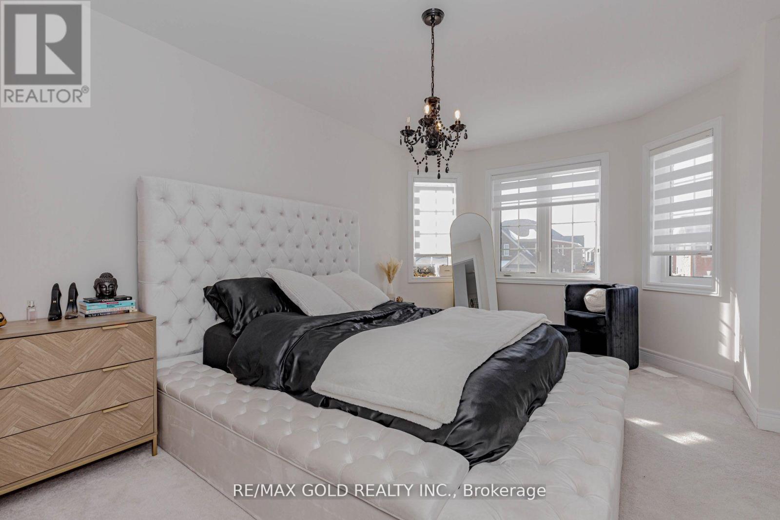 18 Branigan Crescent, Halton Hills, Ontario  L7G 0N2 - Photo 43 - W12895312