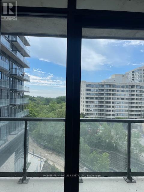 502 - 86 Dundas Street E, Mississauga, Ontario  L5A 1W4 - Photo 6 - W12895402