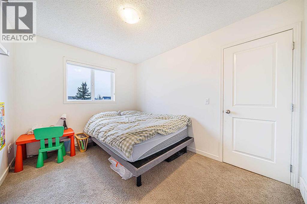 30 Chapalina Park Crescent Se, Calgary, Alberta  T2X 3S1 - Photo 18 - A2294197