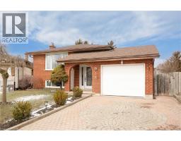 39 HAZELWOOD Crescent, Cambridge, Ontario