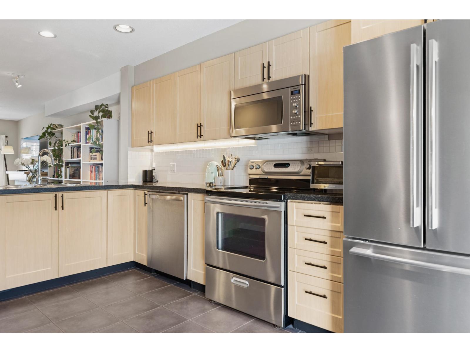 70 15168 36 Street, Surrey, British Columbia  V3Z 0Z6 - Photo 8 - R3092240