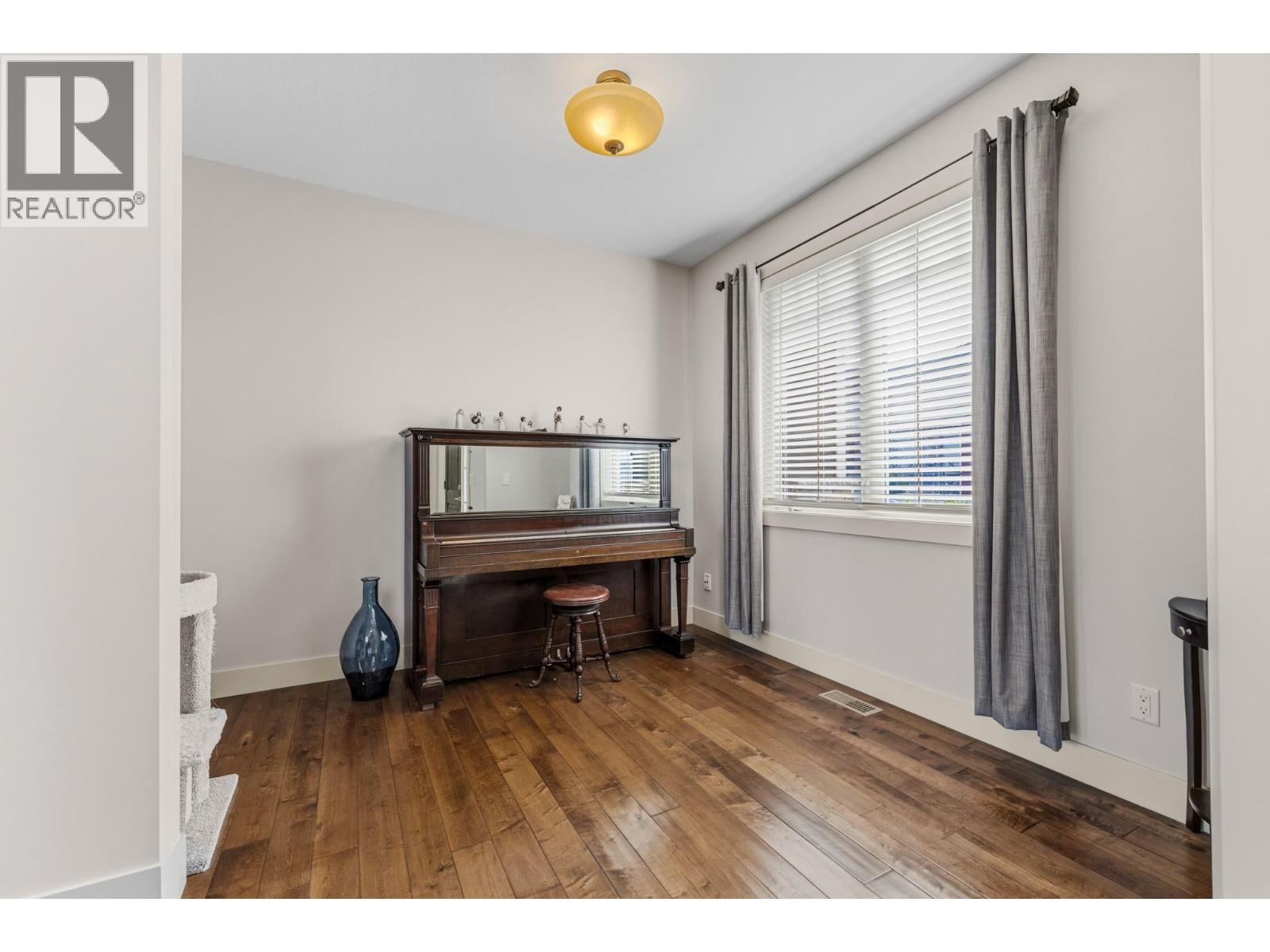 1792 Split Rail Place, Kelowna, British Columbia  V1P 1R1 - Photo 11 - 10378686