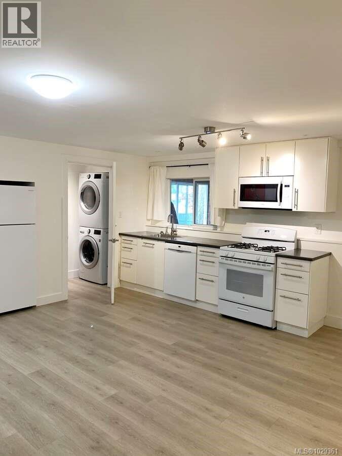 655 Totem Cres, Comox, British Columbia  V9M 3J8 - Photo 35 - 1029361