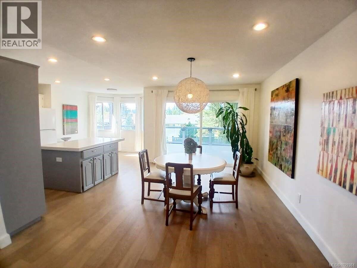 655 Totem Cres, Comox, British Columbia  V9M 3J8 - Photo 8 - 1029361