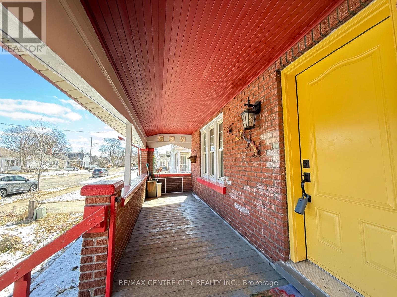 133 Arundell Street, London East, Ontario  N5Z 2K1 - Photo 2 - X12891182