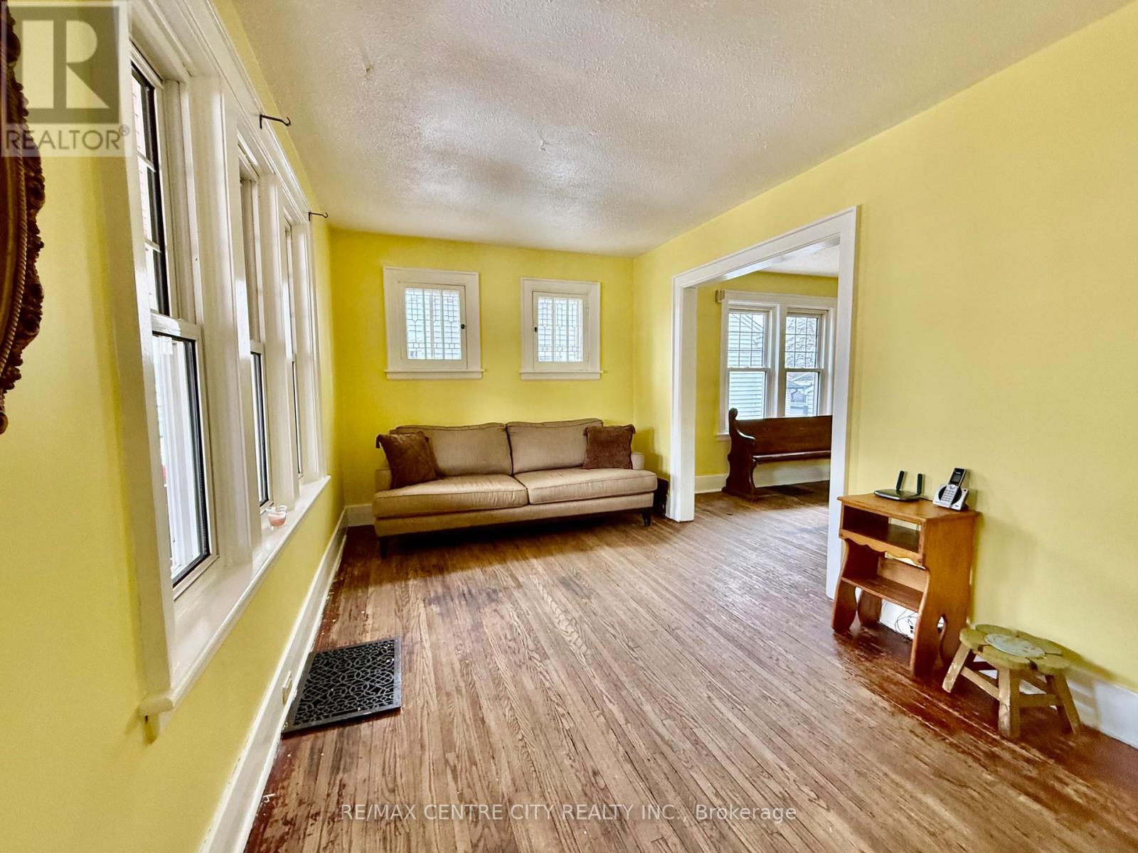 133 Arundell Street, London East, Ontario  N5Z 2K1 - Photo 3 - X12891182