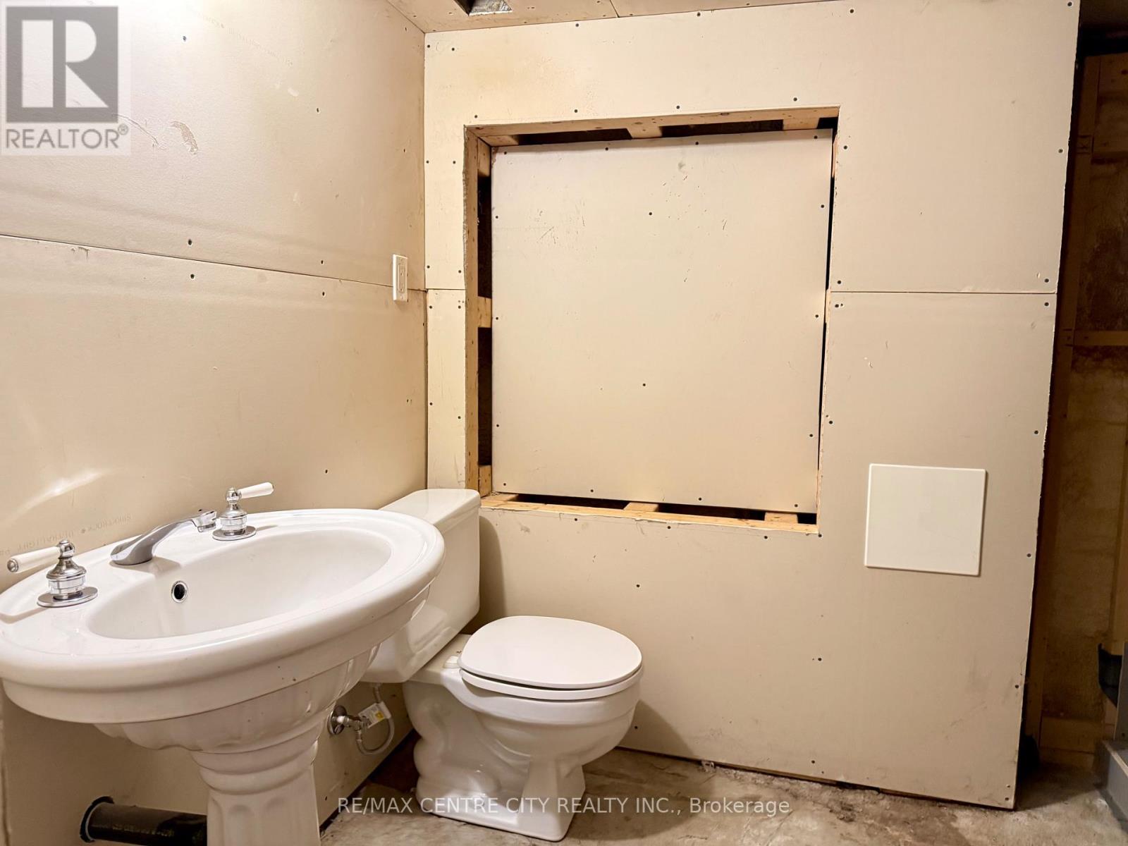 133 Arundell Street, London East, Ontario  N5Z 2K1 - Photo 16 - X12891182