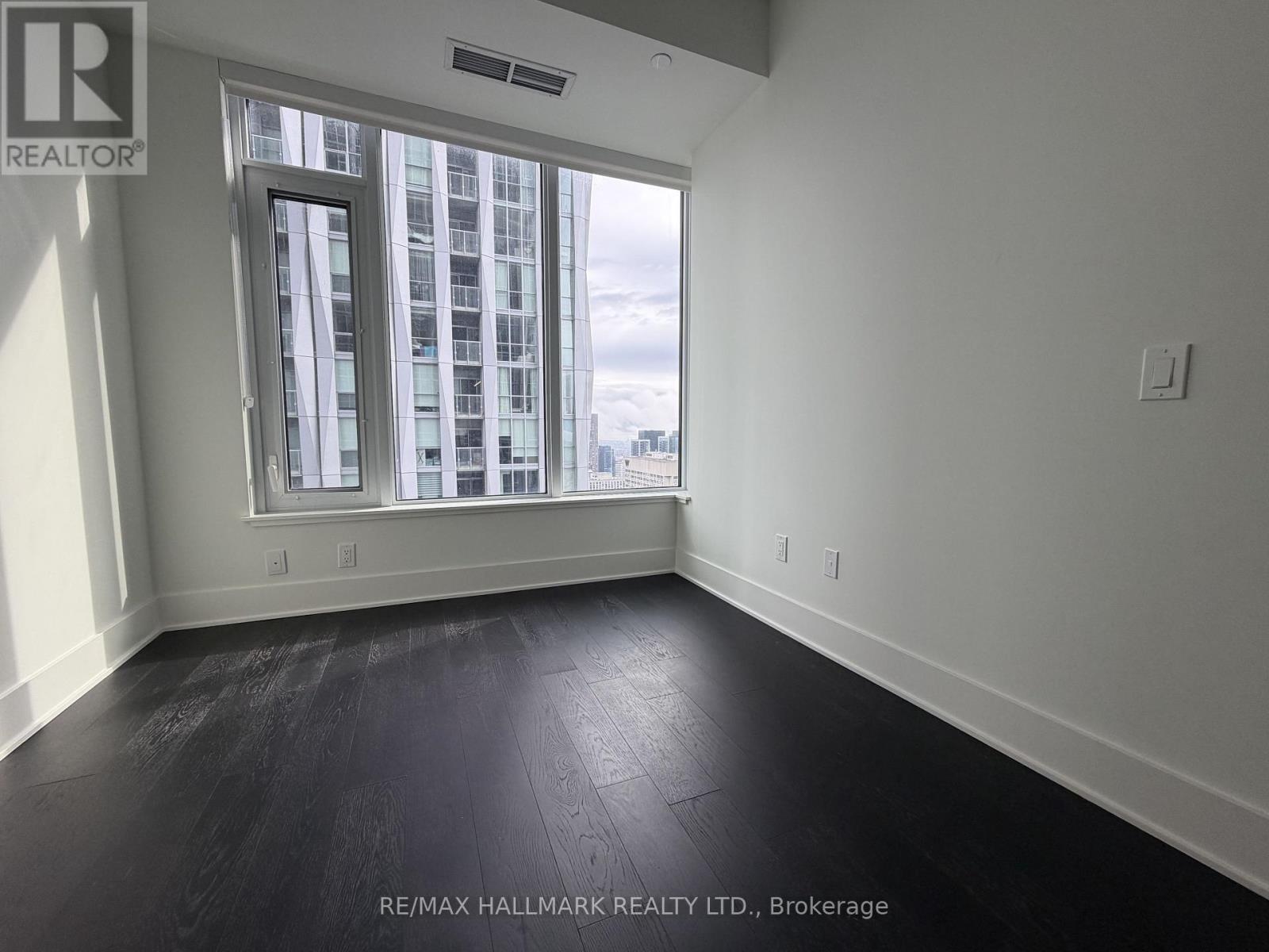 4206 - 11 Yorkville Avenue W, Toronto (Annex), Ontario  M4W 0B7 - Photo 7 - C12897522