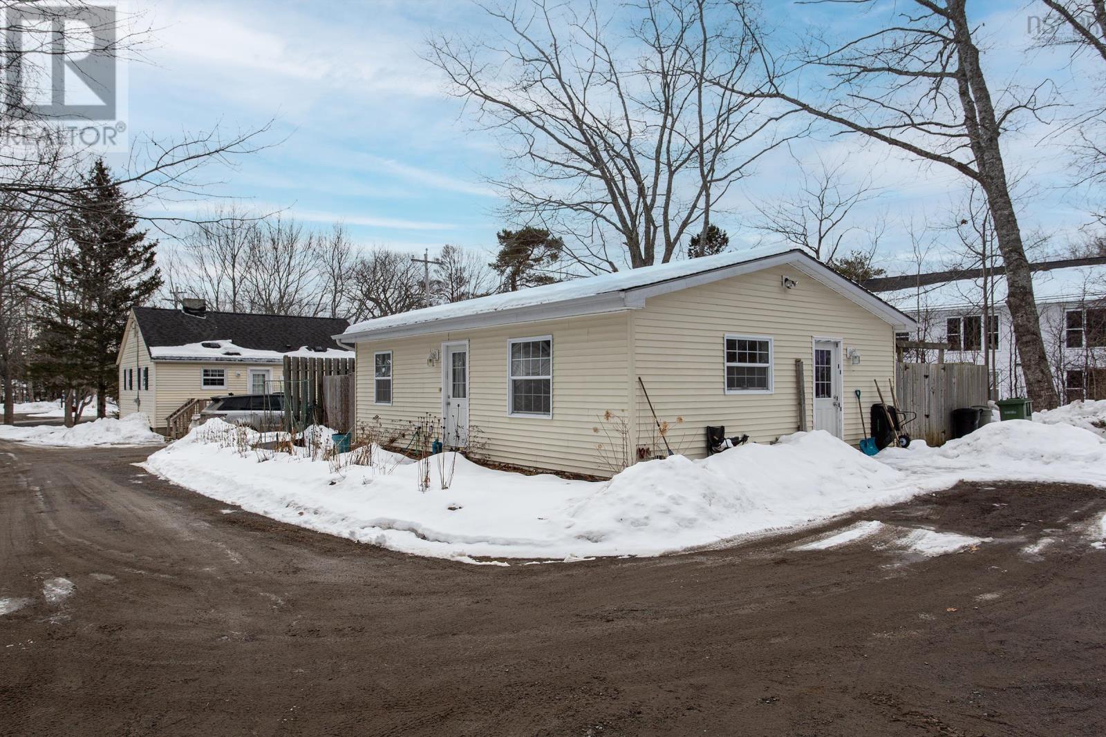 499 Main Street, Middleton, Nova Scotia  B0S 1P0 - Photo 12 - 202603919