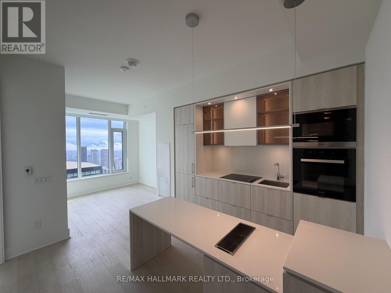 5705 - 11 Yorkville Avenue W, Toronto, Ontario  M4W 0B7 - Photo 10 - C12897540