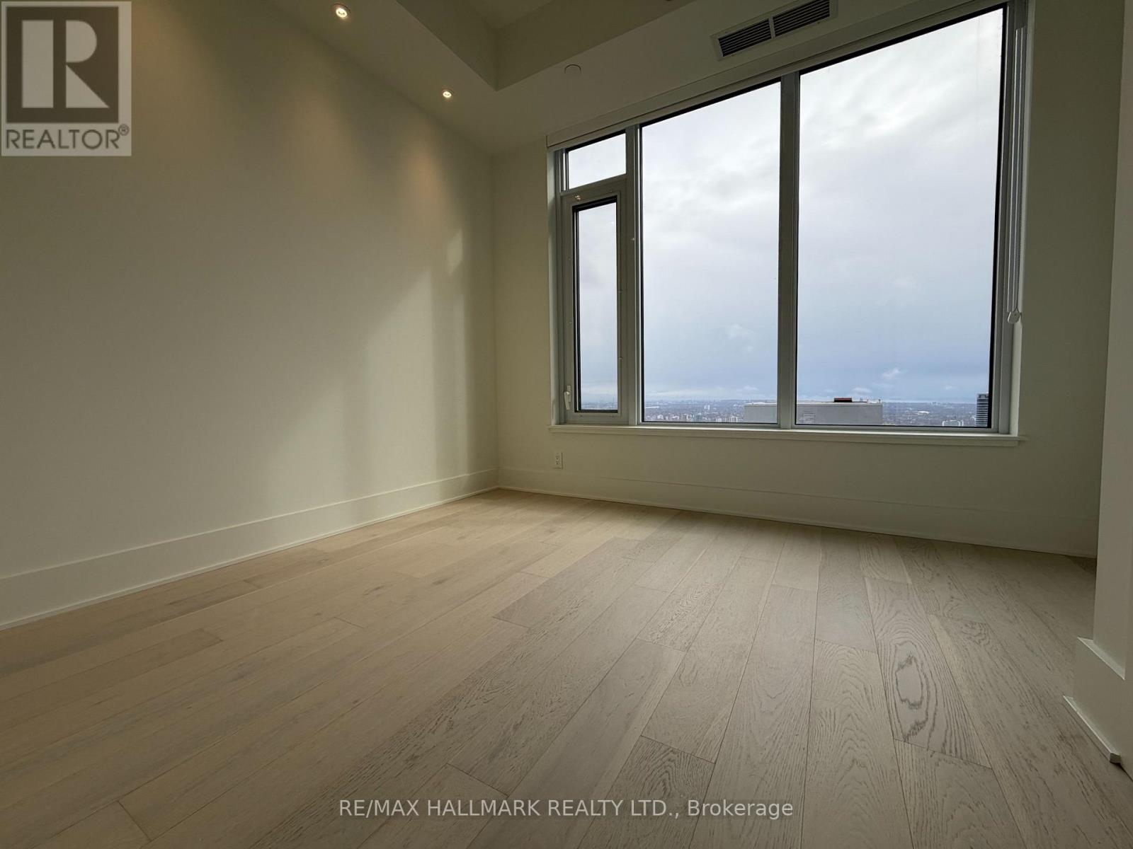 5705 - 11 Yorkville Avenue W, Toronto, Ontario  M4W 0B7 - Photo 14 - C12897540