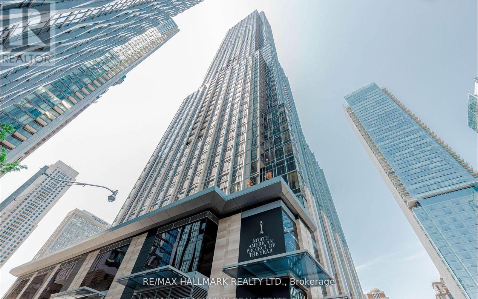 5705 - 11 Yorkville Avenue W, Toronto, Ontario  M4W 0B7 - Photo 2 - C12897540