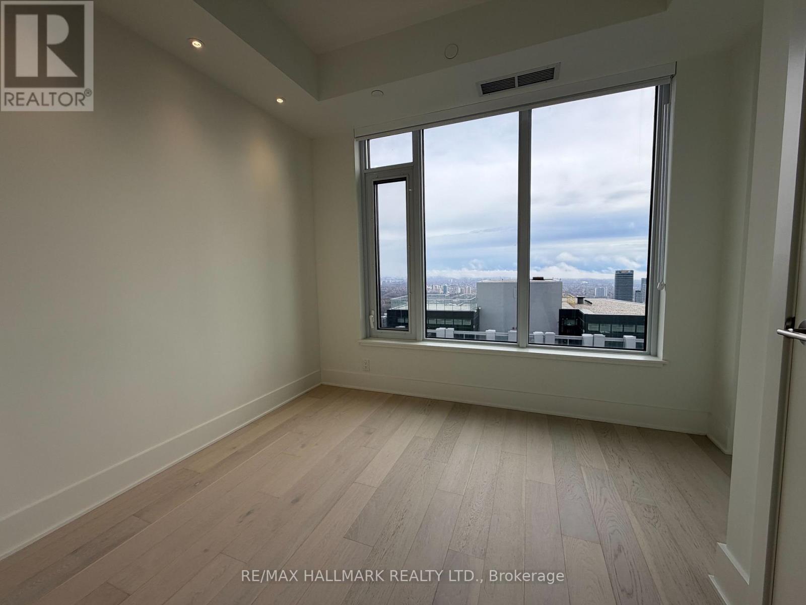 5705 - 11 Yorkville Avenue W, Toronto, Ontario  M4W 0B7 - Photo 20 - C12897540