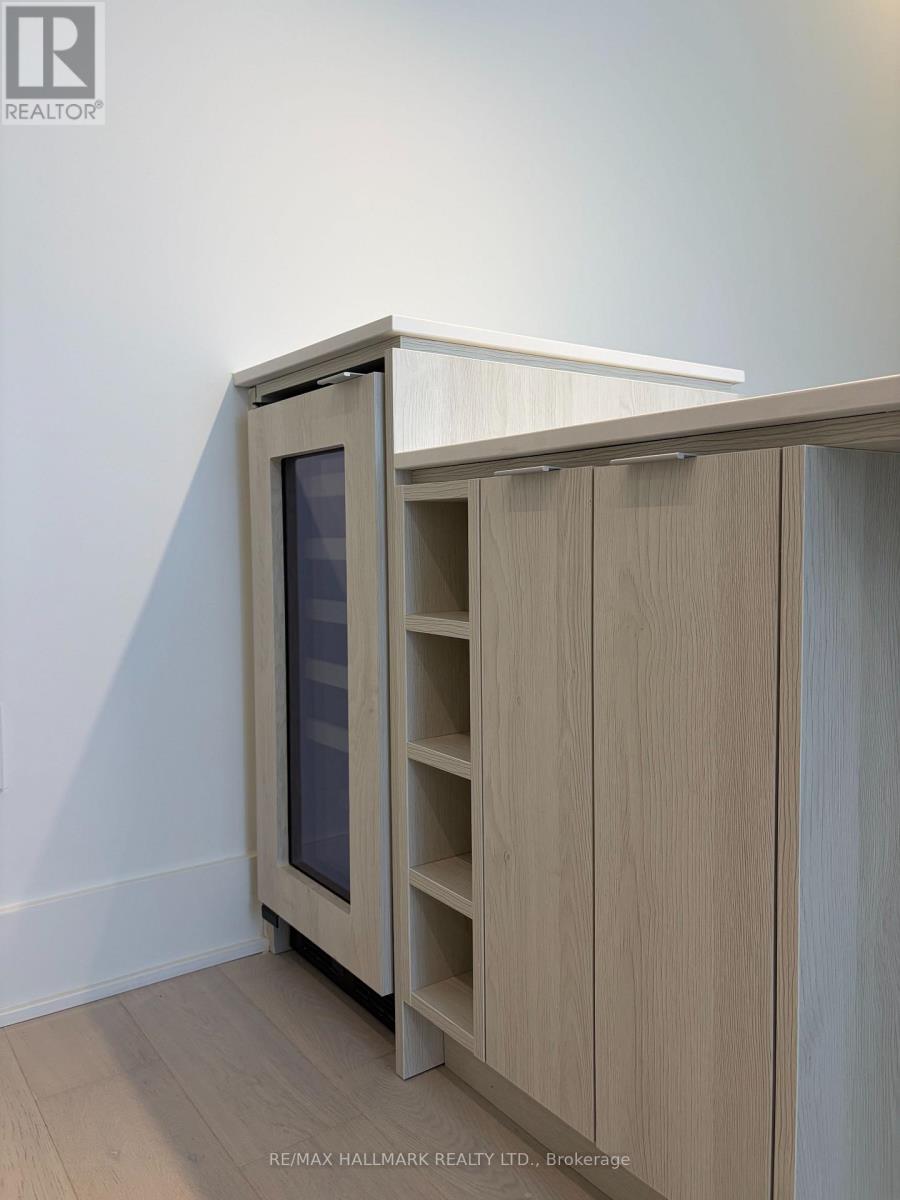 5705 - 11 Yorkville Avenue W, Toronto, Ontario  M4W 0B7 - Photo 9 - C12897540