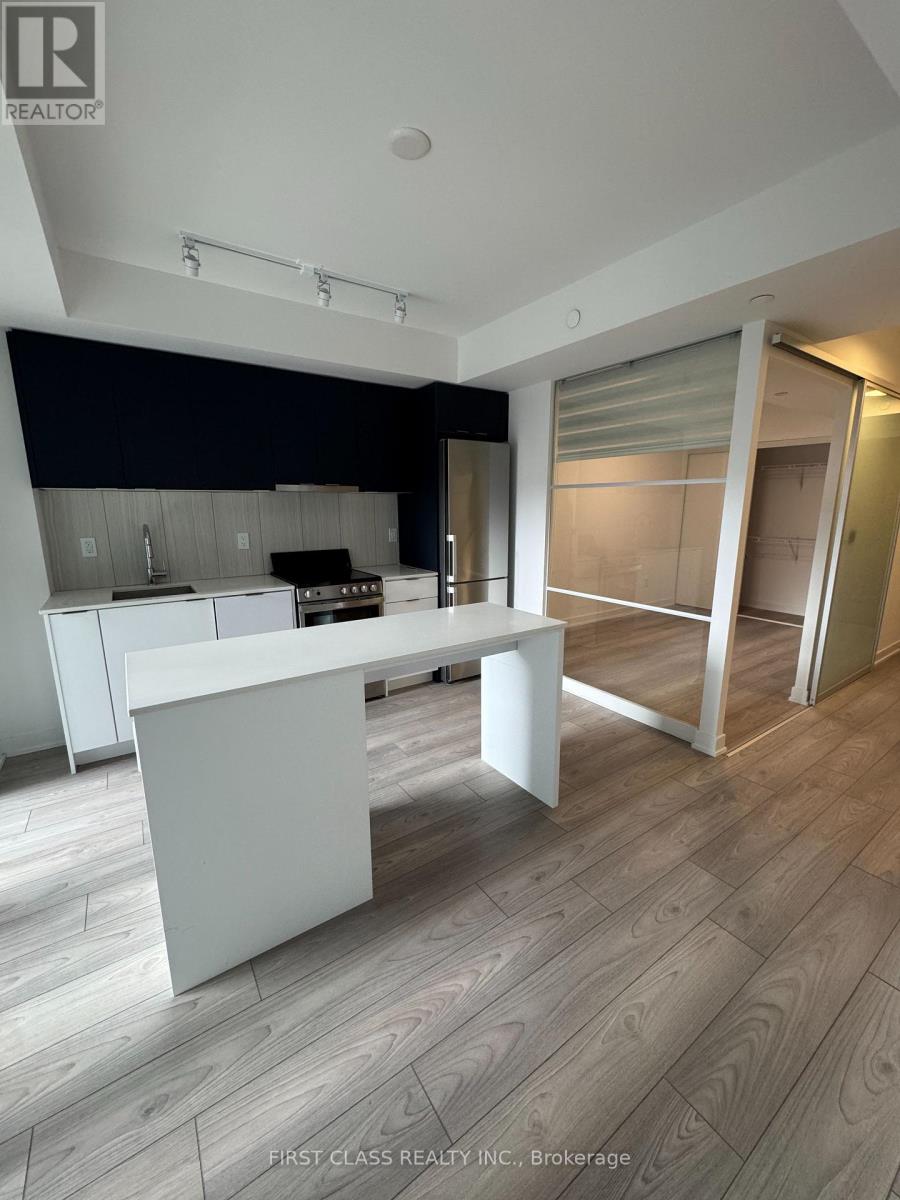 413 - 8 Tippett Road, Toronto, Ontario  M3H 0E7 - Photo 3 - C12897576