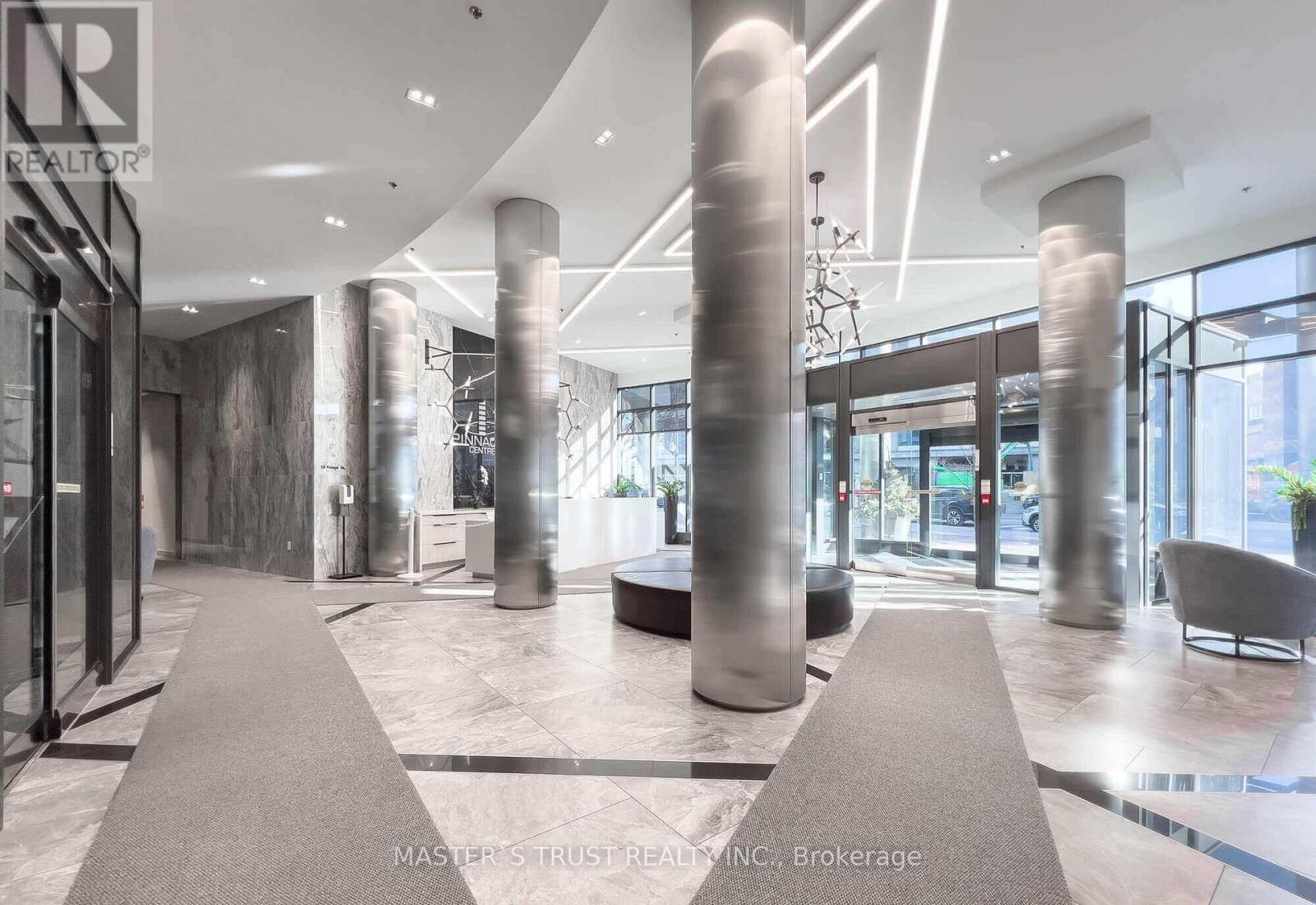 3007 - 16 Yonge Street, Toronto, Ontario  M5E 2A1 - Photo 3 - C12897584