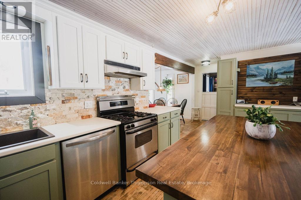 132 Albert Street, Strong, Ontario  P0A 1Z0 - Photo 10 - X12897548