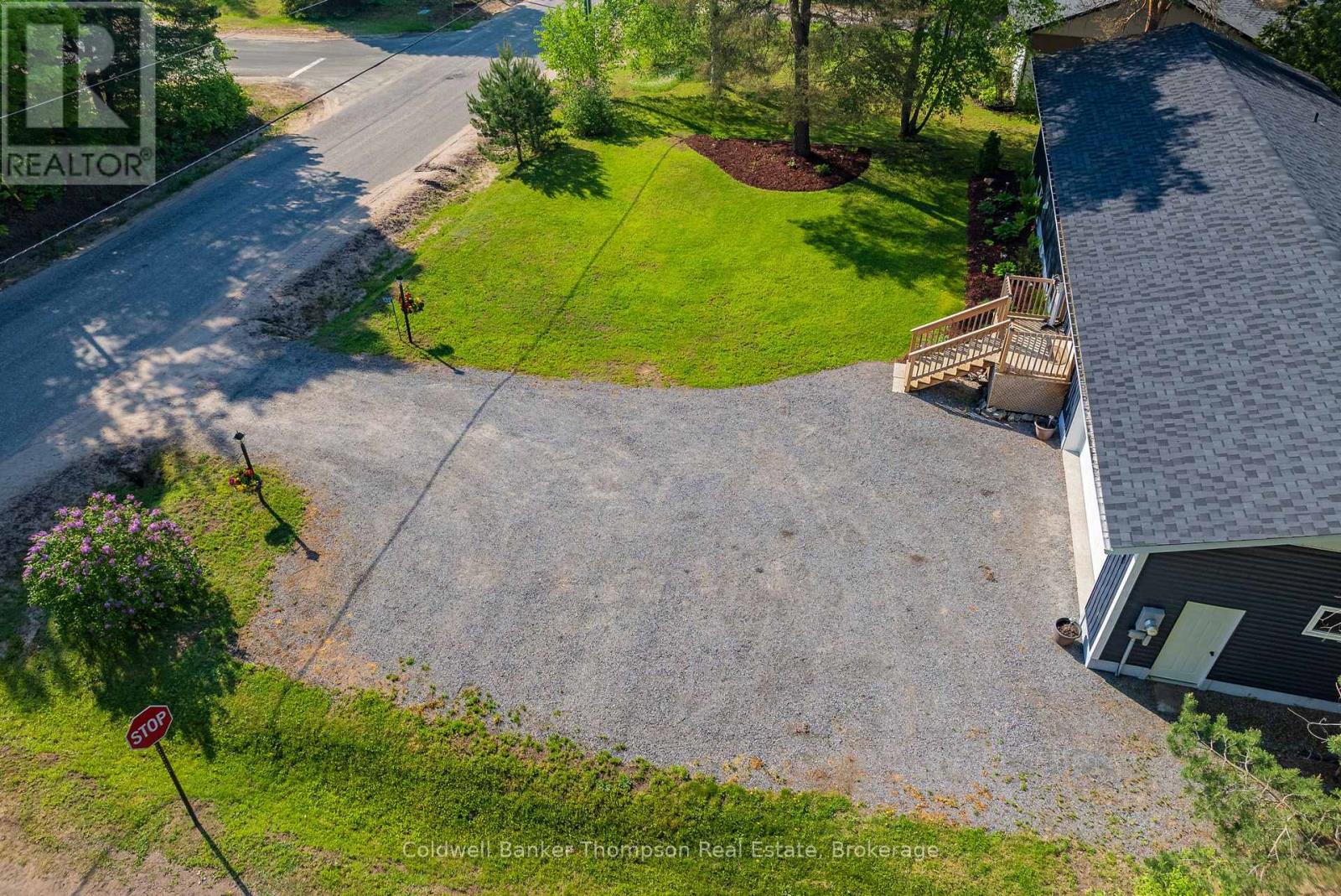 132 Albert Street, Strong, Ontario  P0A 1Z0 - Photo 3 - X12897548