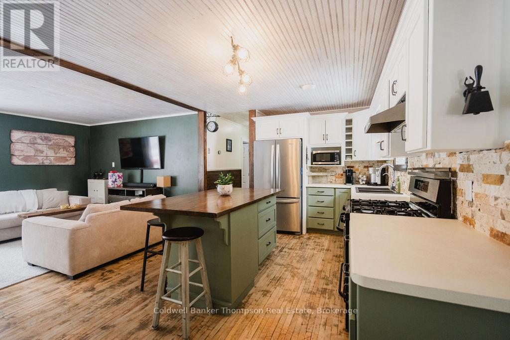 132 Albert Street, Strong, Ontario  P0A 1Z0 - Photo 7 - X12897548