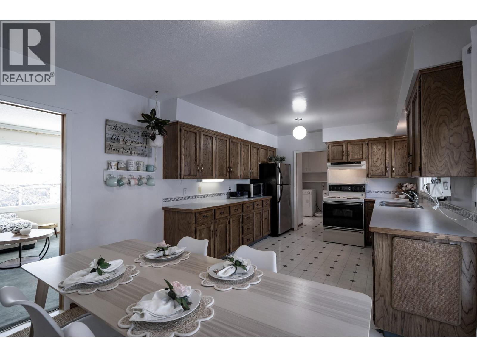 11323 94 Street, Fort St. John, British Columbia  V1J 3M1 - Photo 5 - R3100341