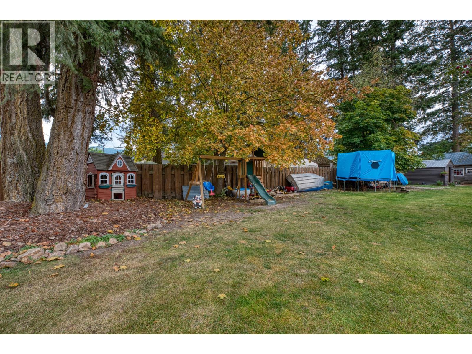 718 Fraser Road, Lumby, British Columbia  V0E 2G7 - Photo 19 - 10365713