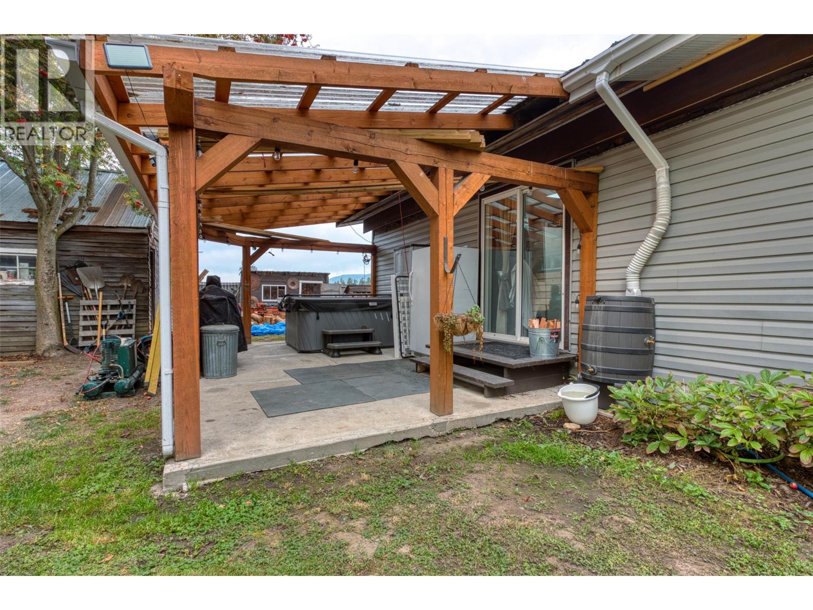 718 Fraser Road, Lumby, British Columbia  V0E 2G7 - Photo 22 - 10365713