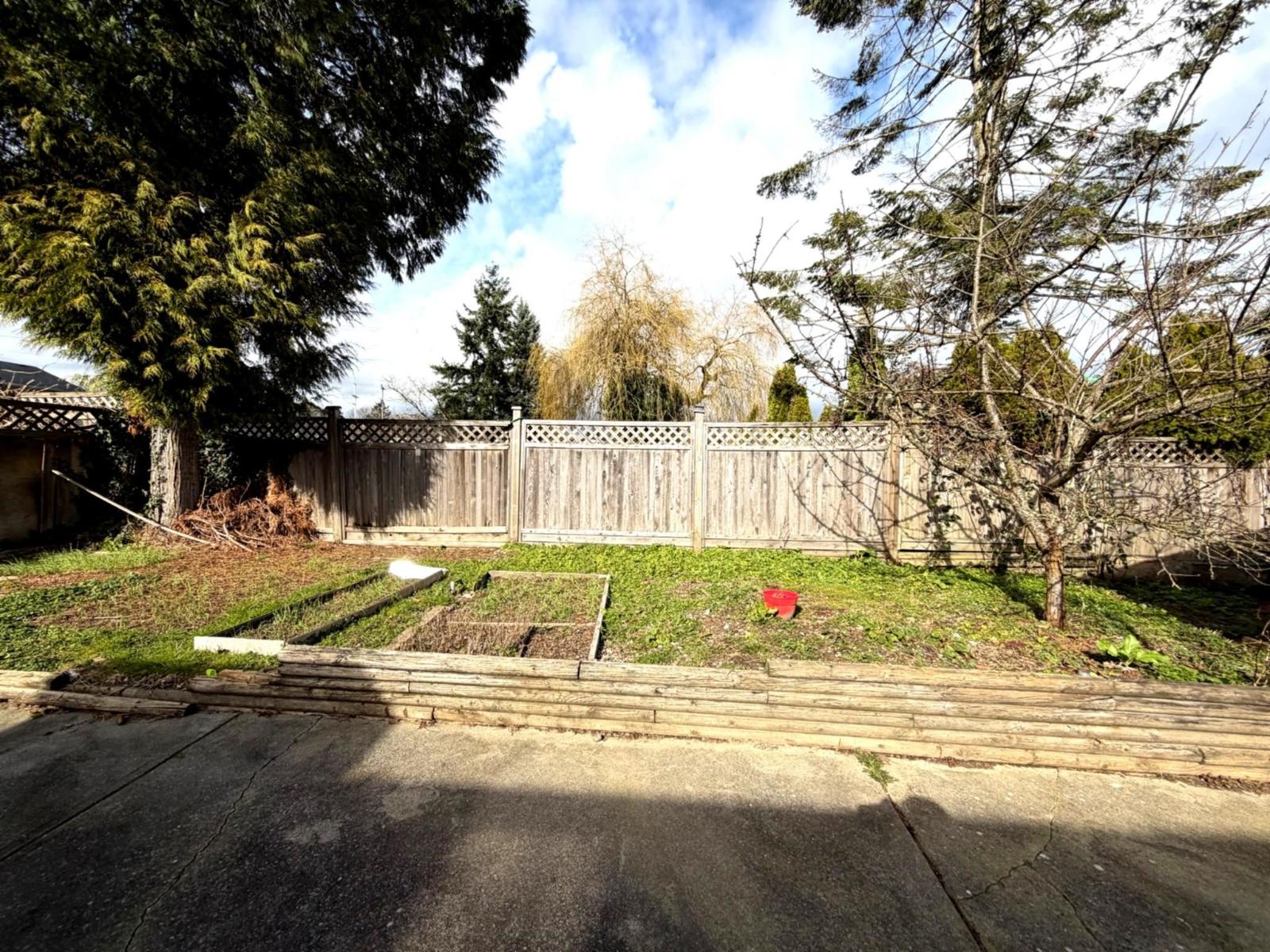13443 91 Avenue, Surrey, British Columbia  V3V 1E3 - Photo 12 - R3090824