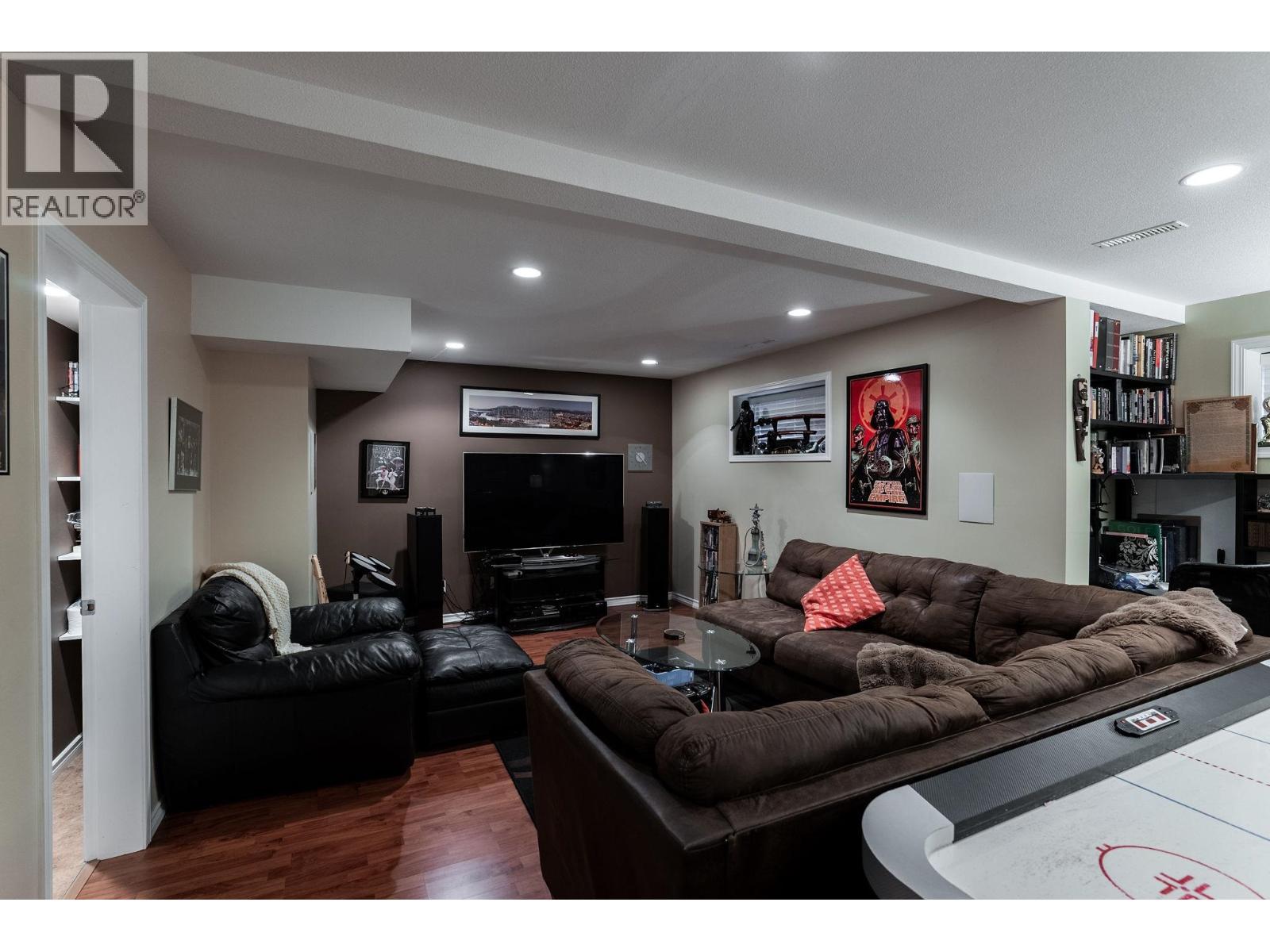 1707 Arbutus Place, Coquitlam, British Columbia  V3E 3K2 - Photo 29 - R3100540