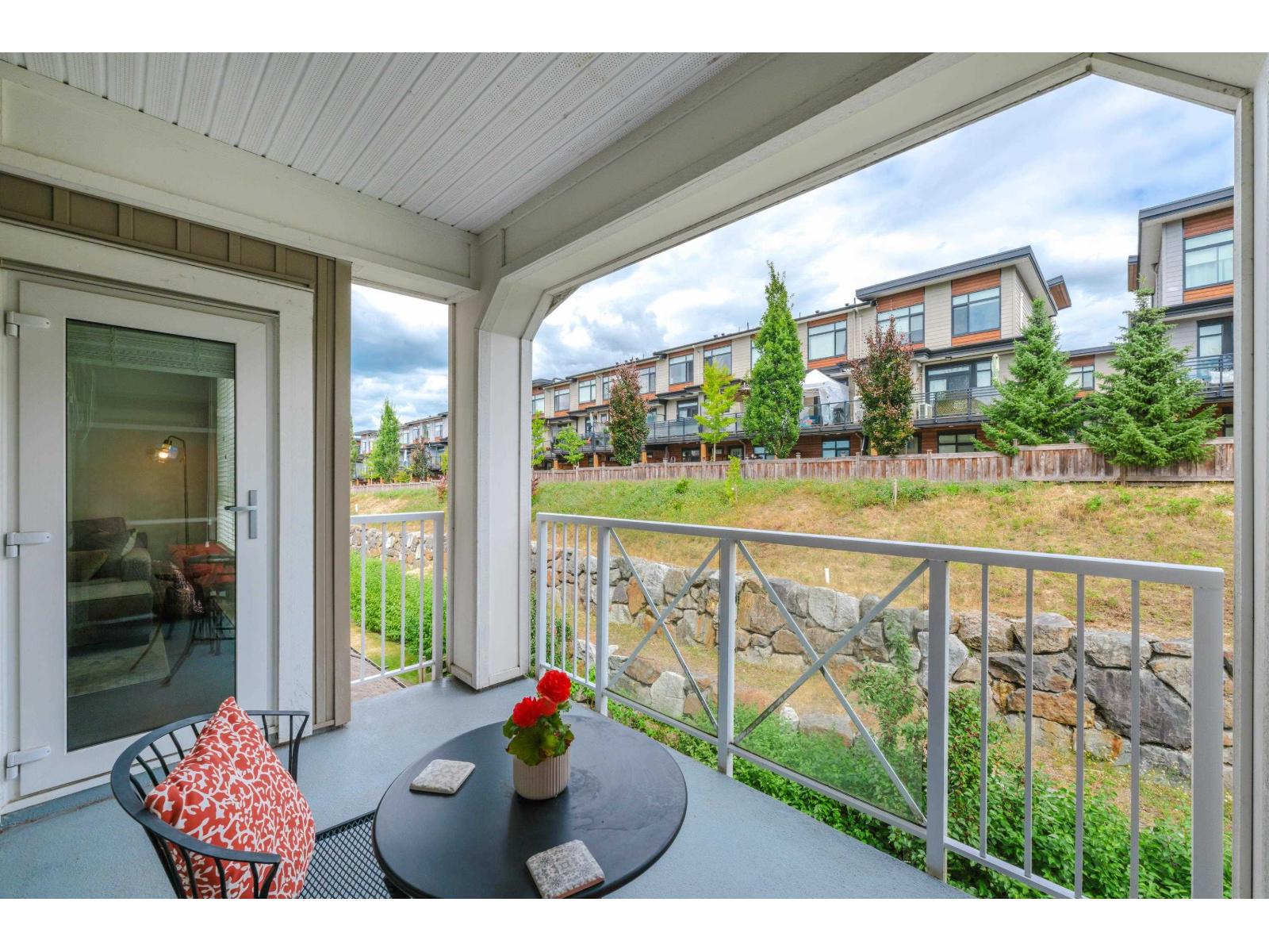 305 16396 64 Avenue, Surrey, British Columbia  V3S 6X6 - Photo 15 - R3080185