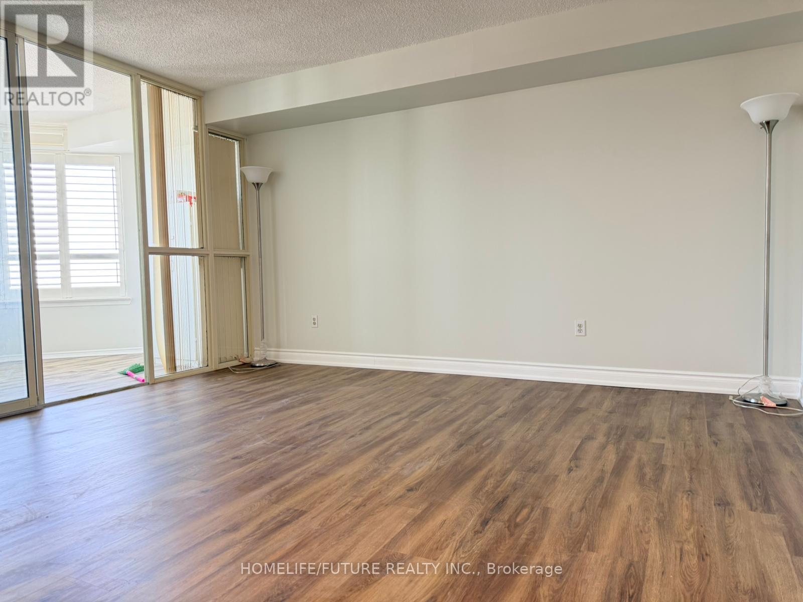 1807 - 5 Greystone Walk Drive, Toronto, Ontario  M1K 5J5 - Photo 5 - E12897474