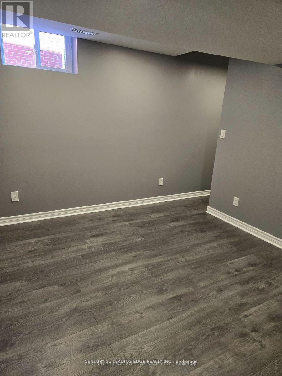 10 Lambton Avenue, Toronto, Ontario  M6N 2S1 - Photo 6 - W12897022