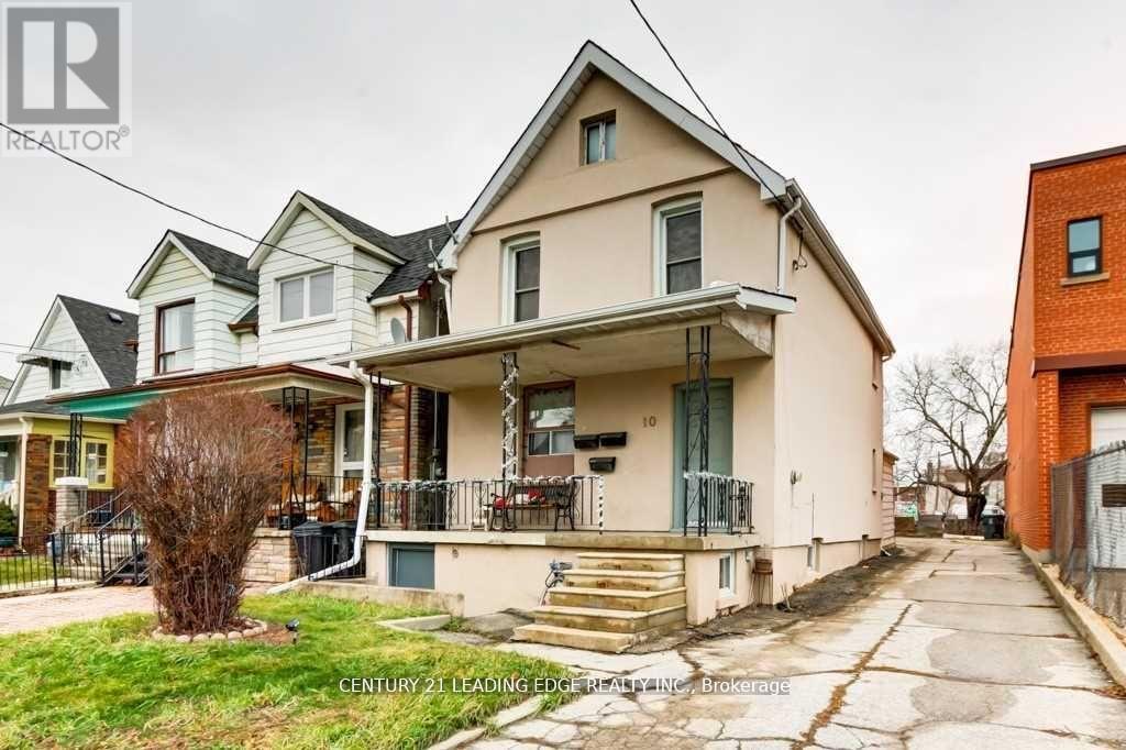 10 Lambton Avenue, Toronto, Ontario  M6N 2S1 - Photo 2 - W12897022