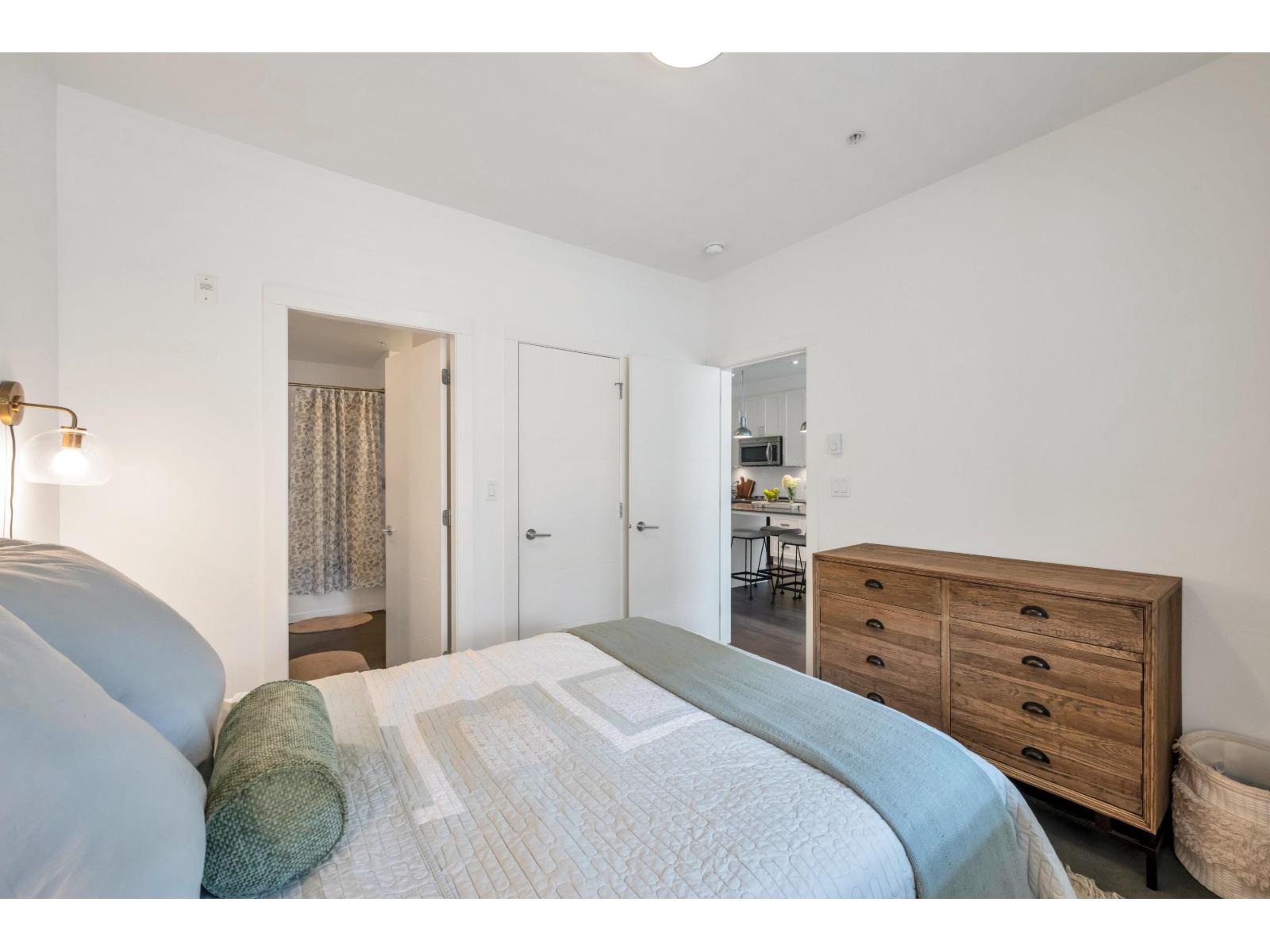 305 16396 64 Avenue, Surrey, British Columbia  V3S 6X6 - Photo 13 - R3080185