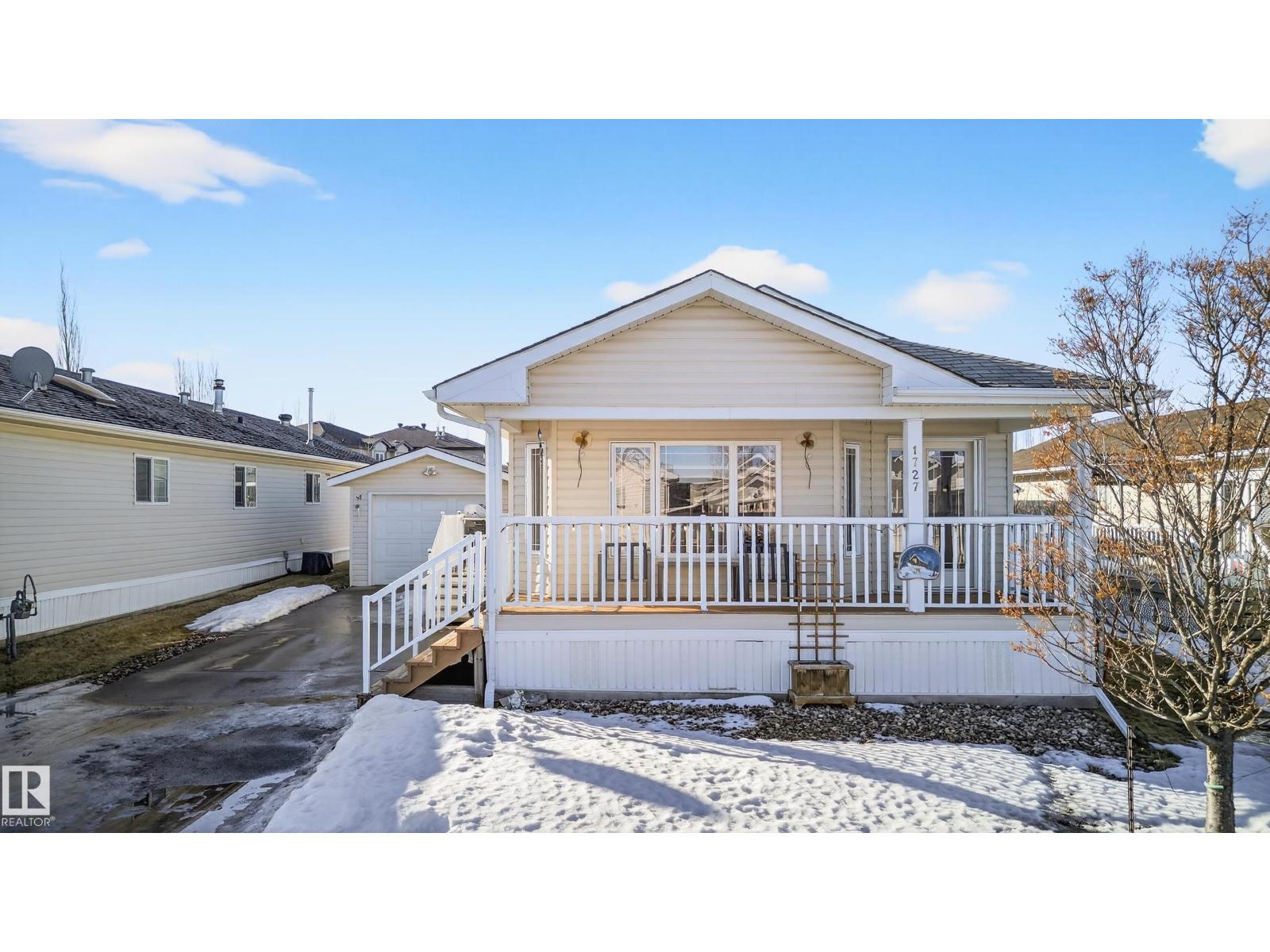 1727 Jubilee Lo, Sherwood Park, Alberta  T8H 2N6 - Photo 1 - E4478060