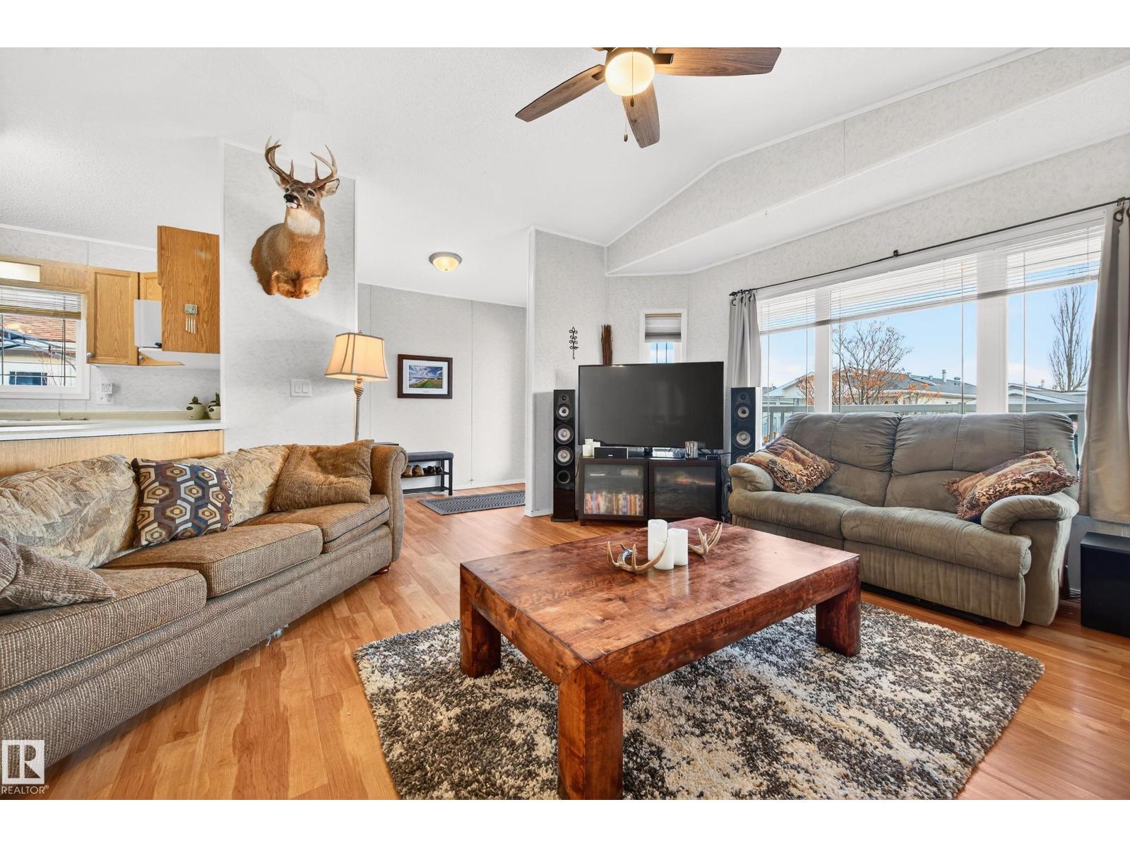 1727 Jubilee Lo, Sherwood Park, Alberta  T8H 2N6 - Photo 7 - E4478060