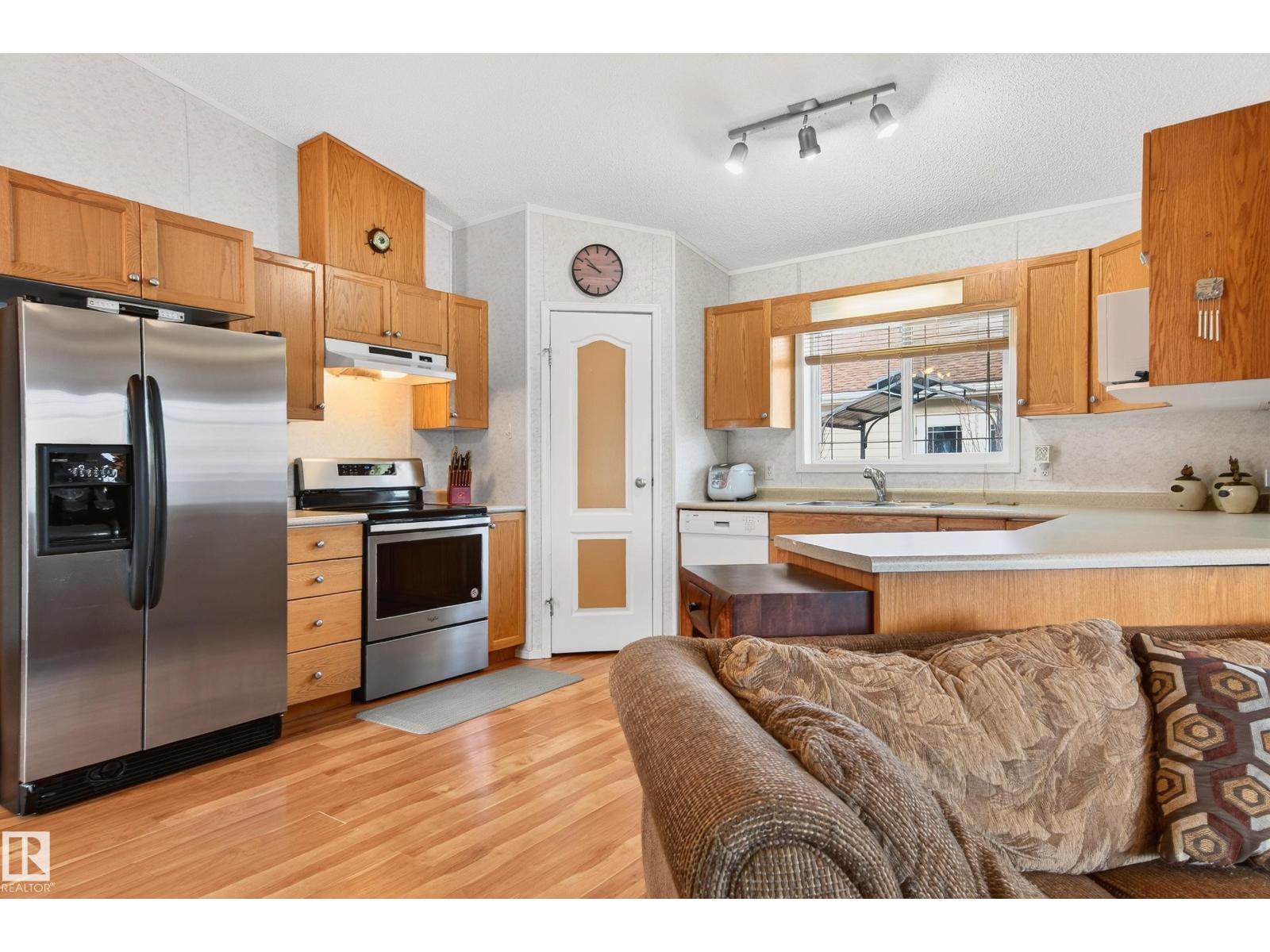 1727 Jubilee Lo, Sherwood Park, Alberta  T8H 2N6 - Photo 12 - E4478060