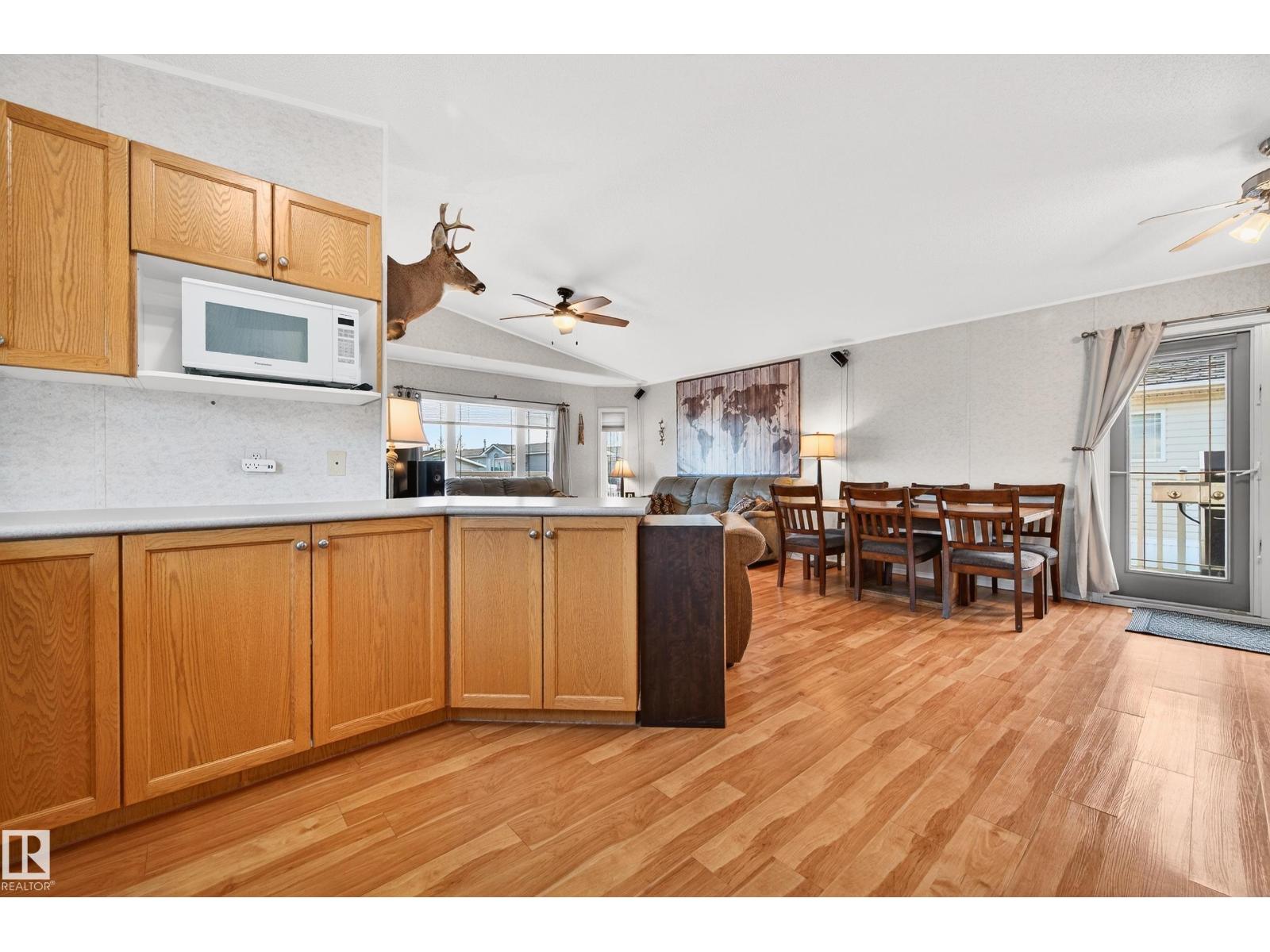 1727 Jubilee Lo, Sherwood Park, Alberta  T8H 2N6 - Photo 14 - E4478060