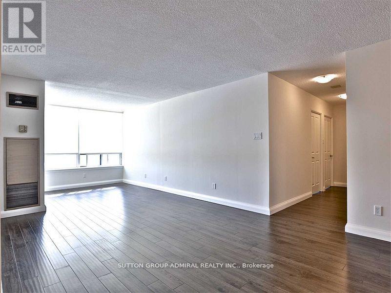 1412 - 120 Promenade Circle, Vaughan, Ontario  L4J 7W9 - Photo 7 - N12897560