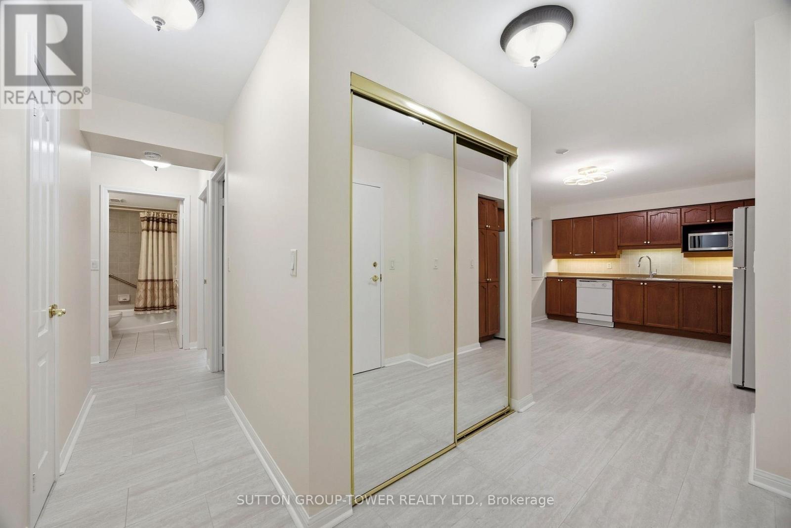 408 - 2500 Rutherford Road N, Vaughan (Maple), Ontario  L4K 5N7 - Photo 17 - N12897564