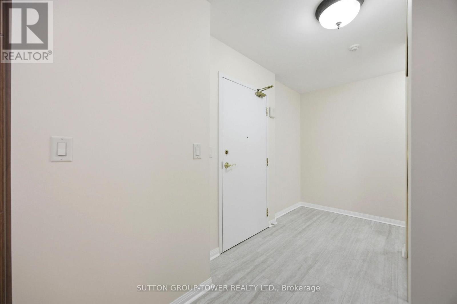 408 - 2500 Rutherford Road N, Vaughan (Maple), Ontario  L4K 5N7 - Photo 4 - N12897564