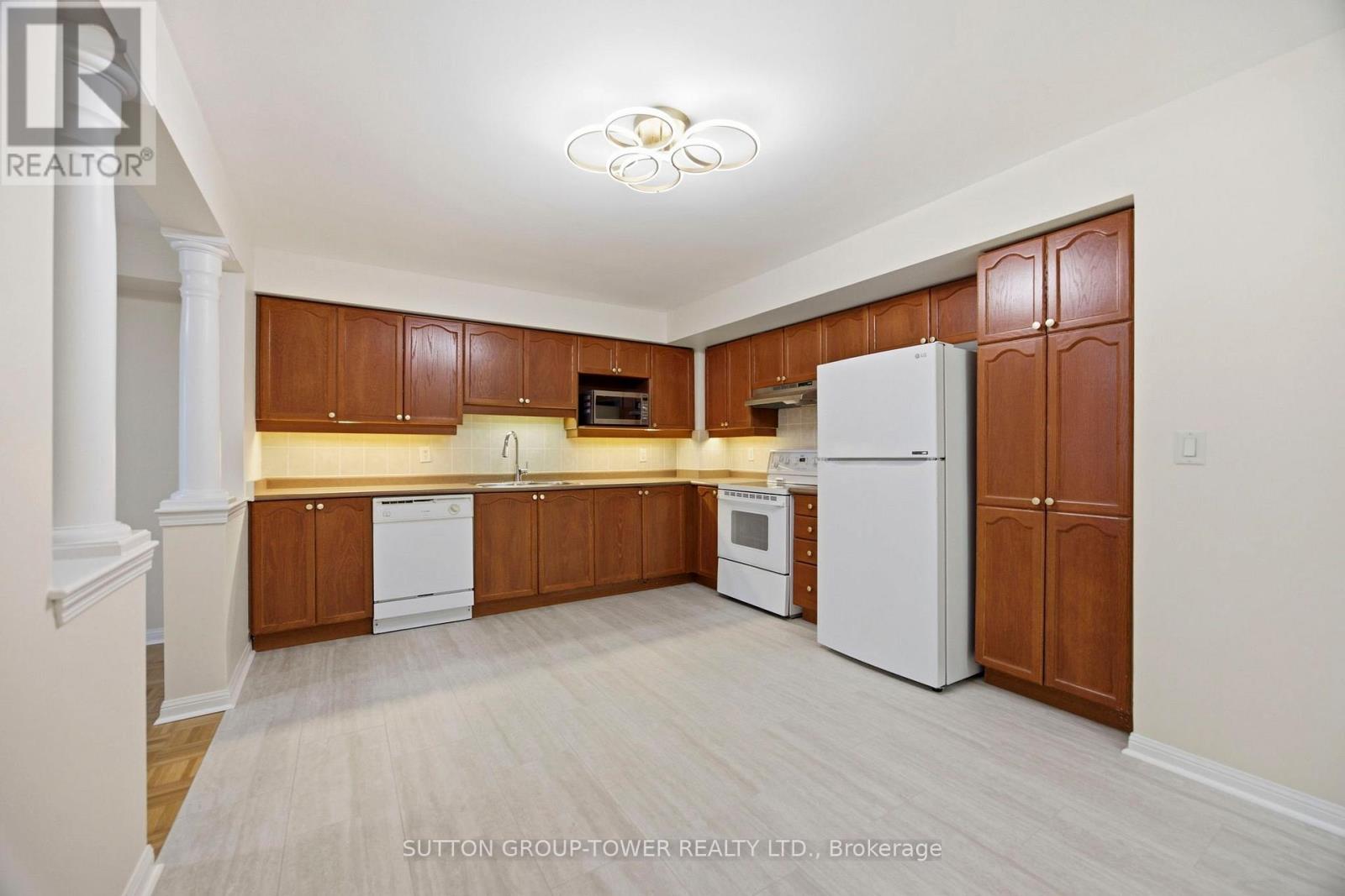 408 - 2500 Rutherford Road N, Vaughan (Maple), Ontario  L4K 5N7 - Photo 7 - N12897564