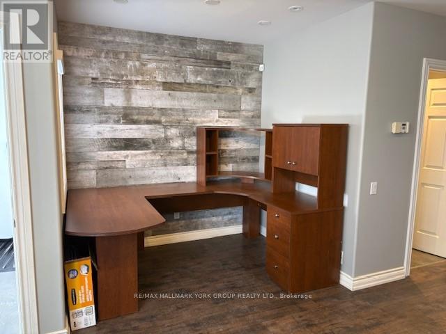 Unit #27 - 220 Industrial Parkway S, Aurora, Ontario  L4G 3V6 - Photo 3 - N12897566