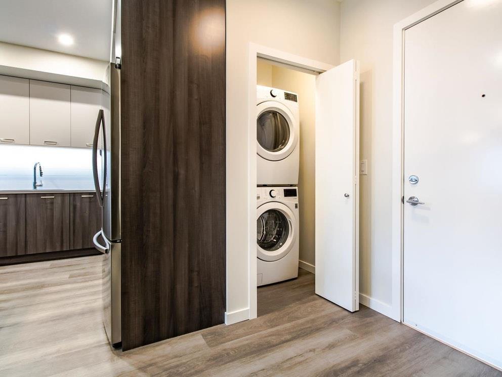 B203 20087 68 Avenue, Langley, British Columbia  V2Y 0Y3 - Photo 2 - R3101361