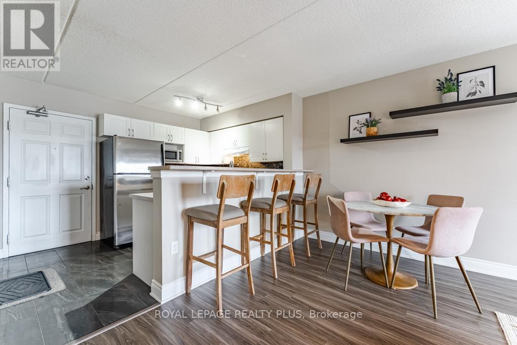 309 - 1370 Main Street E, Milton, Ontario  L9T 7S8 - Photo 8 - W12897508