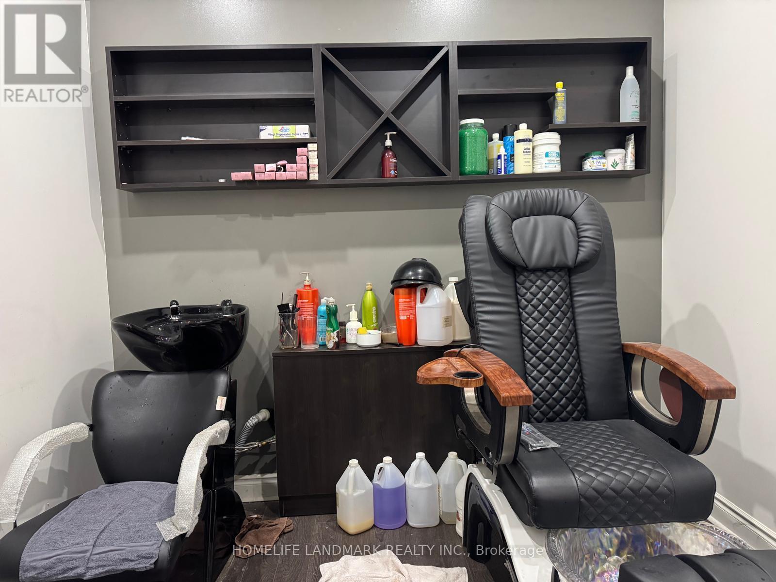 11 - 6790 Davand Drive, Mississauga, Ontario  L5T 2G5 - Photo 7 - W12897512