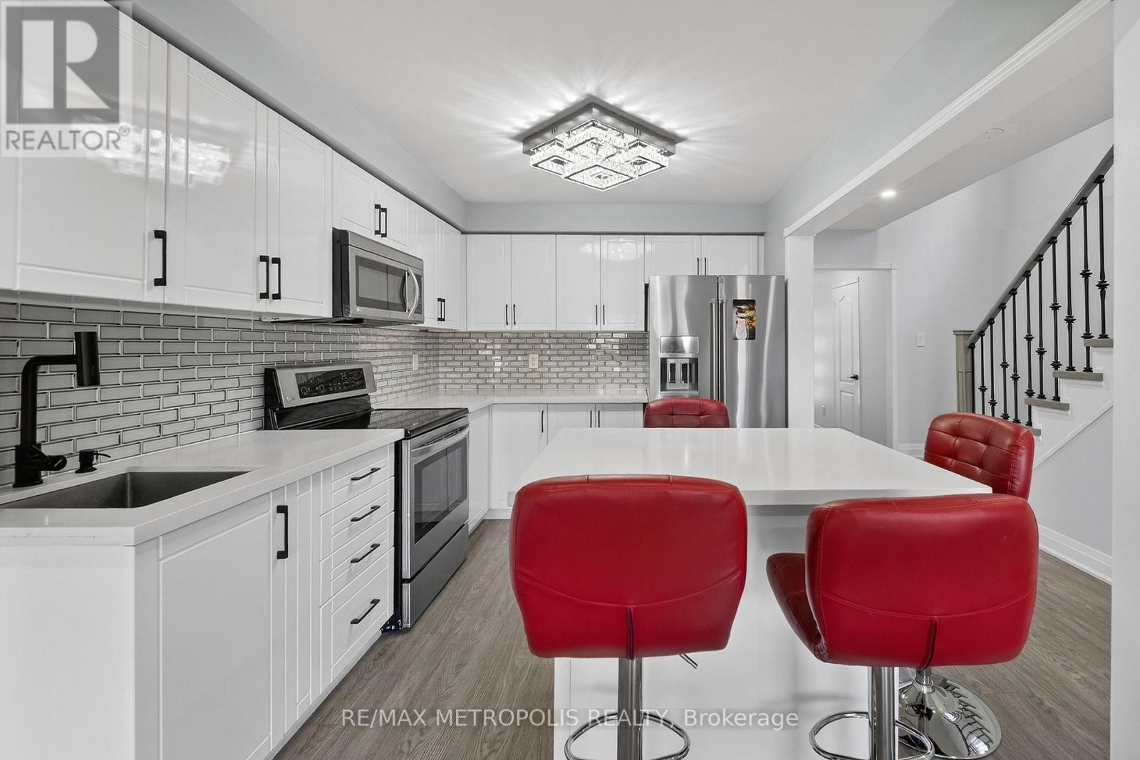 43 Tiller Trail, Brampton, Ontario  L6X 4R6 - Photo 8 - W12897524