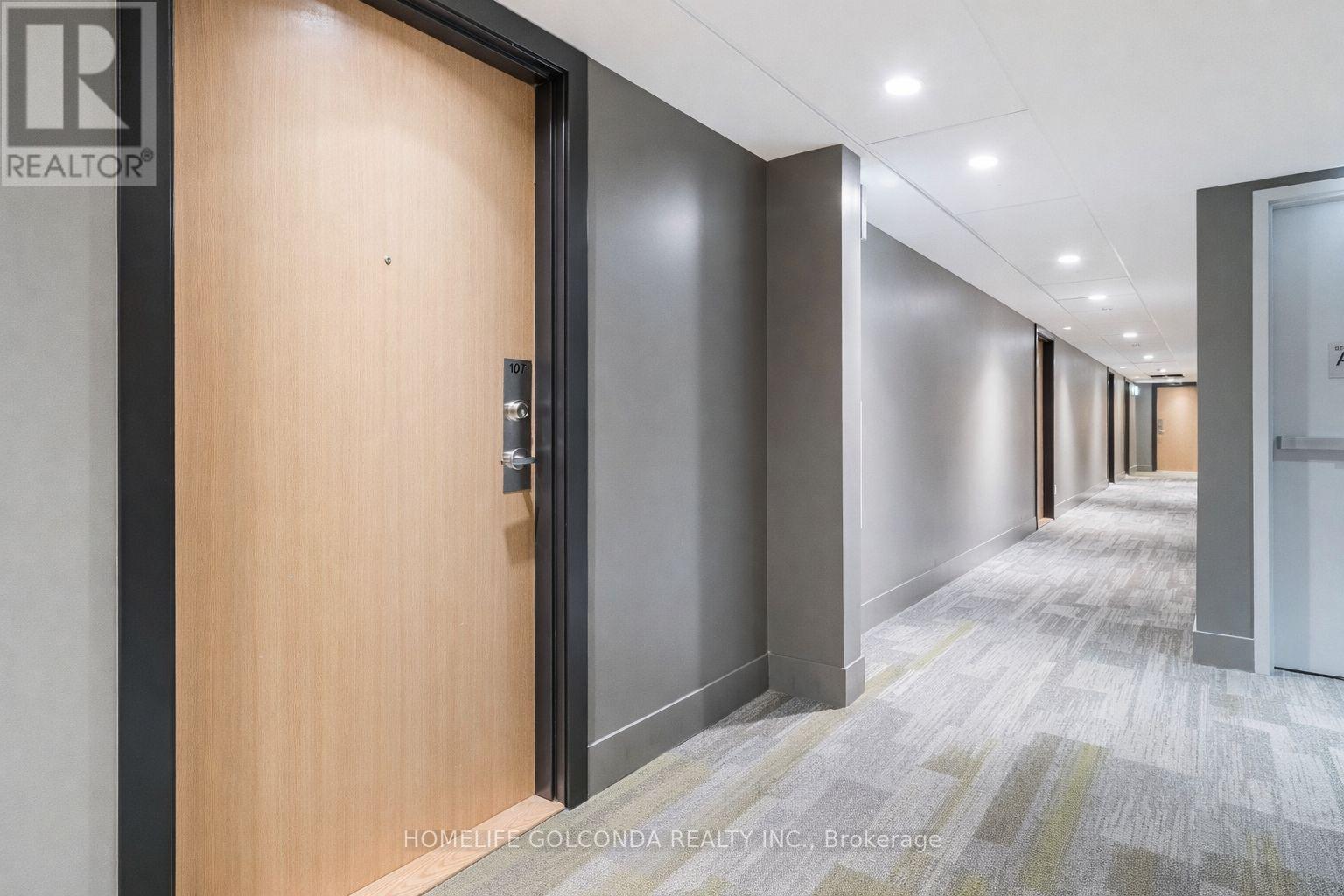 107 - 117 Ford Street S, Toronto, Ontario  M6N 3A2 - Photo 2 - W12897536