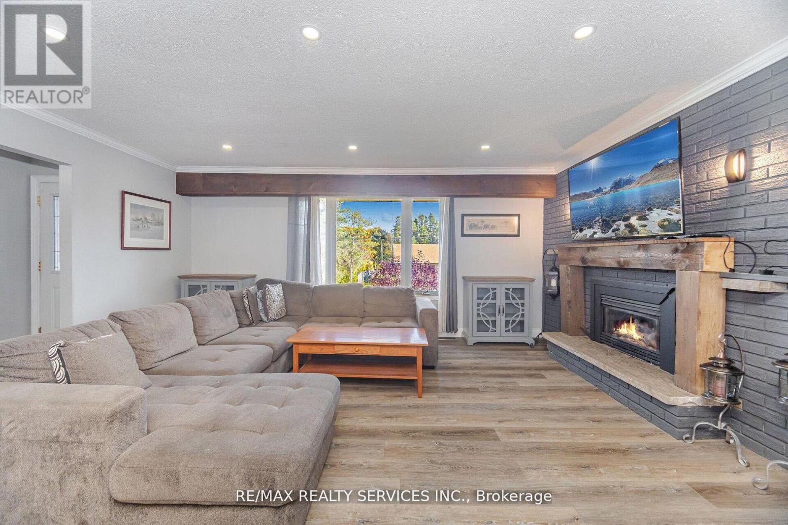 32 Caledon Street, Caledon, Ontario  L7K 0E2 - Photo 7 - W12897550